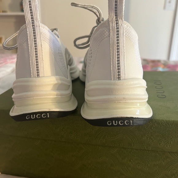 Gucci Women's Cream Sneakers - Picture 6 of 12